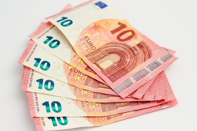 EURGBP Gains as ECB Rate Decision Looms