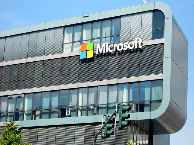 Microsoft Shakes Up Cloud AI